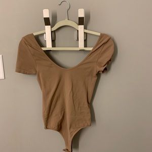 Free people beige scooped bodysuit